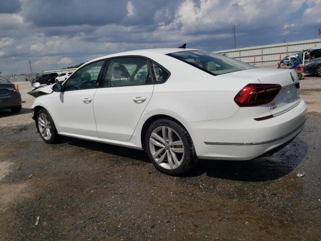 1VWLA7A32KC002200 - 2019 VOLKSWAGEN PASSAT WOLFSBURG WHITE photo 2