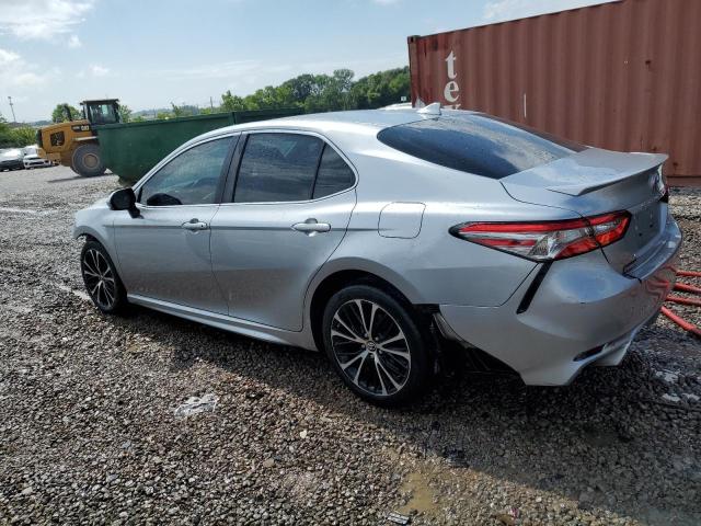 4T1B11HKXKU214275 - 2019 TOYOTA CAMRY L SILVER photo 2