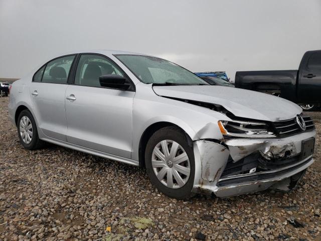 3VW2K7AJ4FM321366 - 2015 VOLKSWAGEN JETTA BASE Silber Foto 4
