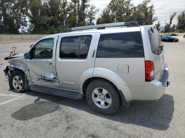 5N1AR18U75C705225 - 2005 NISSAN PATHFINDER LE SILVER photo 2