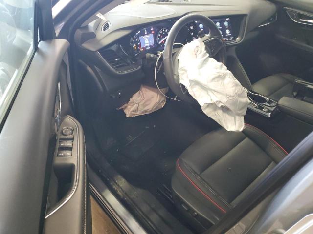 LRBFZPR44PD162827 - 2023 BUICK ENVISION ESSENCE Մոխրագույն լուսանկար 8