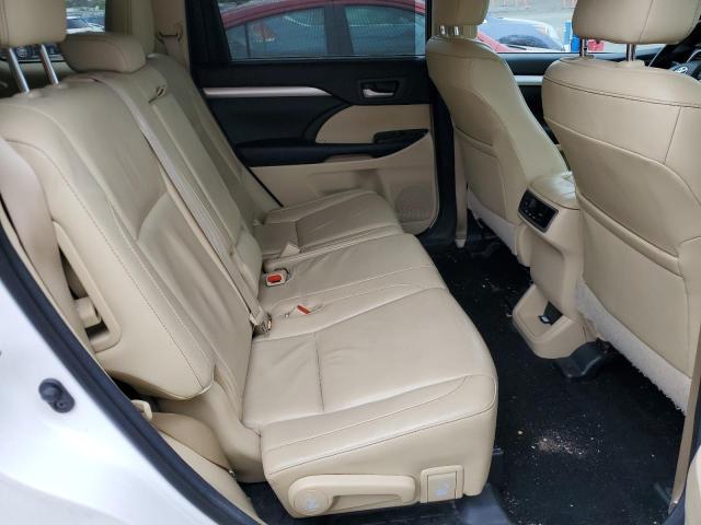 5TDJKRFH2GS252680 - 2016 TOYOTA HIGHLANDER XLE WHITE photo 11