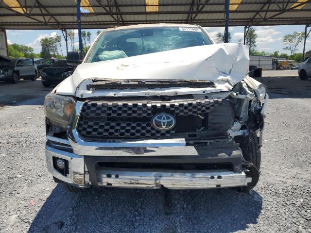 5TFCW5F11JX024065 - 2018 TOYOTA TUNDRA DOUBLE CAB SR/SR5 WHITE photo 5