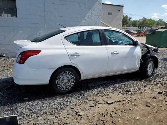 3N1CN7AP3KL846490 - 2019 NISSAN VERSA S WHITE photo 3