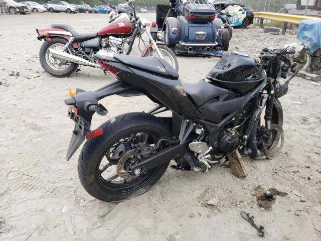 MH3RH18Y7NK008660 - 2022 YAMAHA YZFR3 A BLACK photo 4