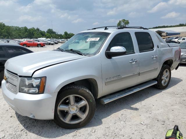 3GNMCFE04DG328972 - 2013 CHEVROLET AVALANCHE LT SILVER photo 1