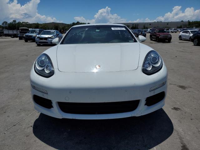 WP0AD2A70EL044747 - 2014 PORSCHE PANAMERA S HYBRID WHITE photo 5