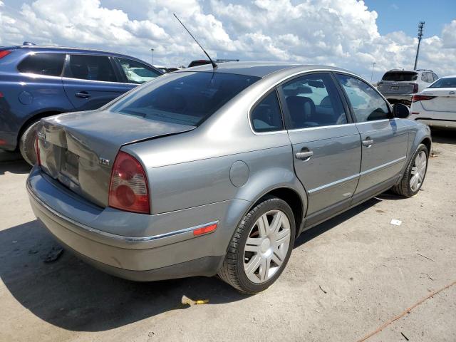 WVWAE63B95E026046 - 2005 VOLKSWAGEN PASSAT GLS TDI GRAY photo 3