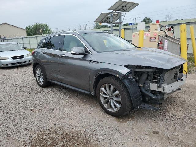 3PCAJ5M36LF101682 - 2020 INFINITI QX50 PURE GRAY photo 4