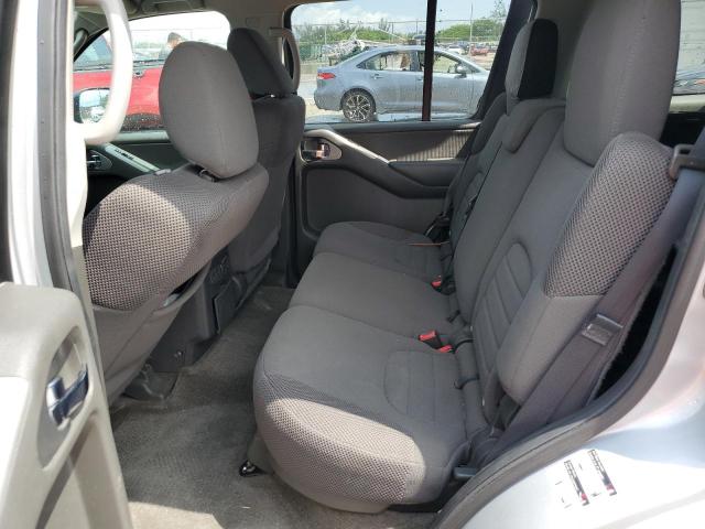 5N1AR1NN4CC601561 - 2012 NISSAN PATHFINDER S SILVER photo 11