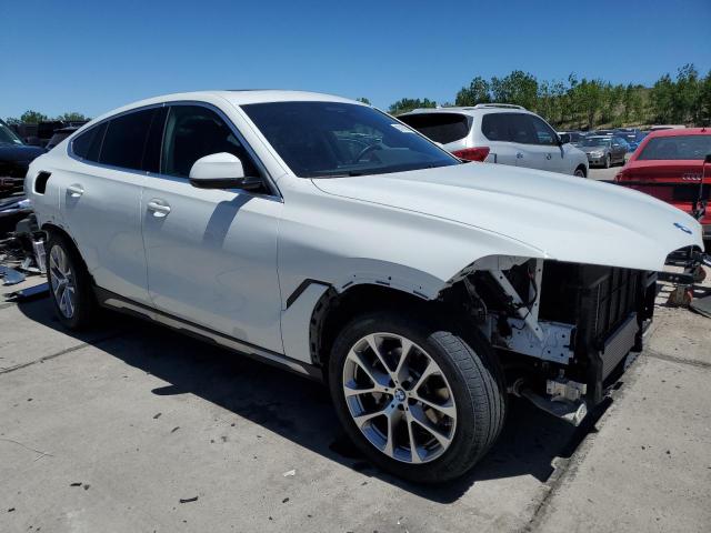 5UXCY6C04N9M15943 - 2022 BMW X6 XDRIVE40I WHITE photo 4