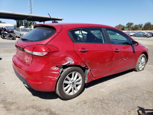 KNAFK5A88H5697810 - 2017 KIA FORTE LX RED photo 3