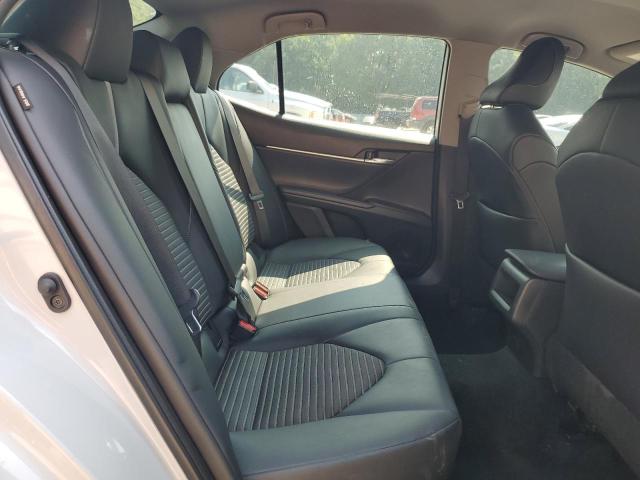 4T1G11AK7PU097066 - 2023 TOYOTA CAMRY SE NIGHT SHADE WHITE photo 10