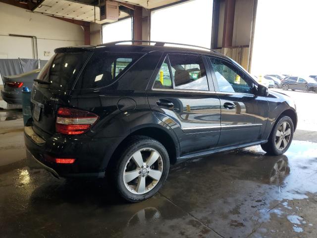 4JGBB8GB4BA634476 - 2011 MERCEDES-BENZ ML 350 4MATIC BLACK photo 3