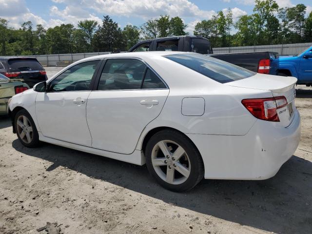 4T1BF1FK4DU213114 - 2013 TOYOTA CAMRY L WHITE photo 2