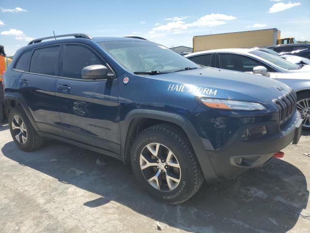 1C4PJMBX8JD572375 - 2018 JEEP CHEROKEE TRAILHAWK BLUE photo 4