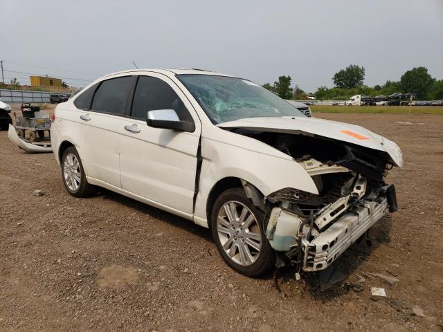 1FAHP3HN2BW128665 - 2011 FORD FOCUS SEL WHITE photo 4