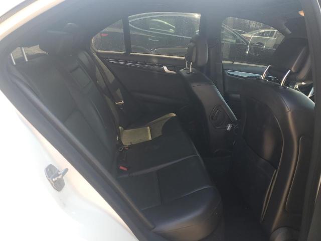 WDDGF8BB8CA733461 - 2012 MERCEDES-BENZ C 300 4MATIC WHITE photo 10