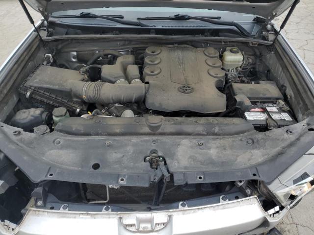 JTEBU5JR9J5526960 - 2018 TOYOTA 4RUNNER SR5/SR5 PREMIUM 银色 照片 12