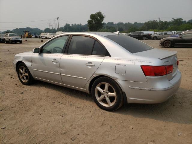 5NPEU46CX9H505918 - 2009 HYUNDAI SONATA SE SILVER photo 2