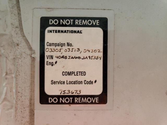 4DRBJAANX3A957154 - 2003 IC CORPORATION 3000 白色 照片 10