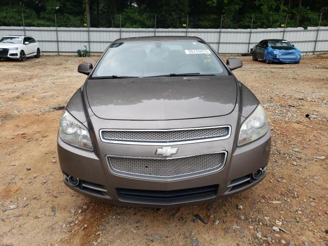 1G1ZE5E14BF271952 - 2011 CHEVROLET MALIBU LTZ ნაცრისფერი ფოტო 5