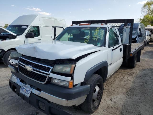 1GBJC34U17E155569 - 2007 CHEVROLET SILVERADO C3500 WHITE photo 1