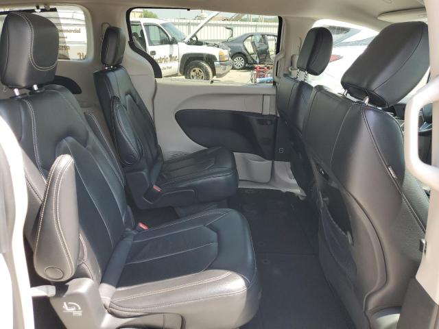 2C4RC1BG0NR127908 - 2022 CHRYSLER PACIFICA TOURING L WHITE photo 11