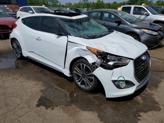 KMHTC6AE0GU284097 - 2016 HYUNDAI VELOSTER TURBO WHITE photo 4