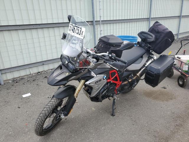 WB10B1703HZ597090 - 2017 BMW F800 GS GRAY photo 2