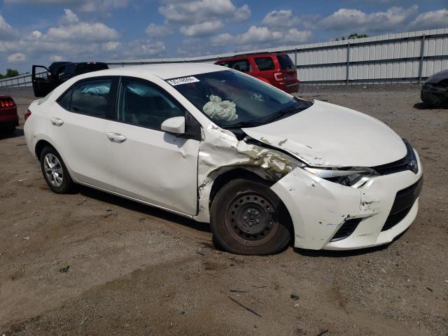 5YFBPRHE3FP220515 - 2015 TOYOTA COROLLA ECO WHITE photo 4