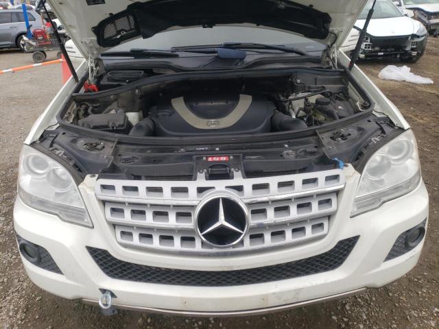 4JGBB8GB4BA745822 - 2011 MERCEDES-BENZ ML 350 4MATIC WHITE photo 11