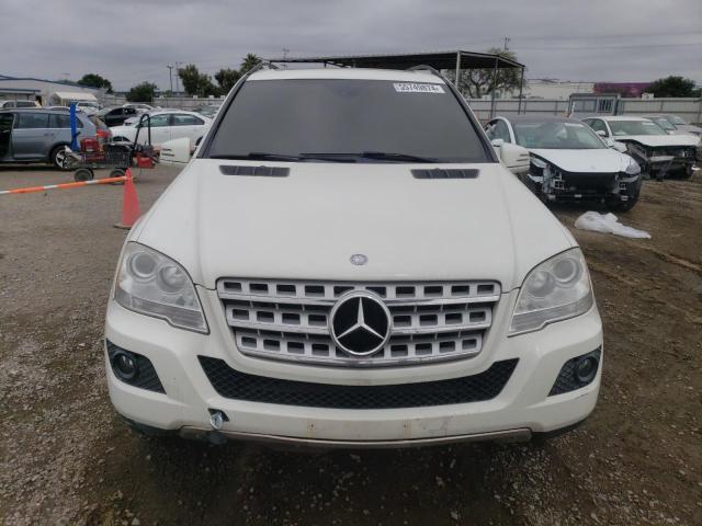 4JGBB8GB4BA745822 - 2011 MERCEDES-BENZ ML 350 4MATIC WHITE photo 5