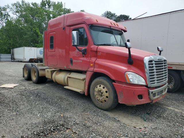 2016 FREIGHTLINER CASCADIA 1, null