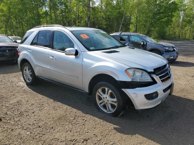 4JGBB22E58A399562 - 2008 MERCEDES-BENZ ML 320 CDI SILVER photo 4