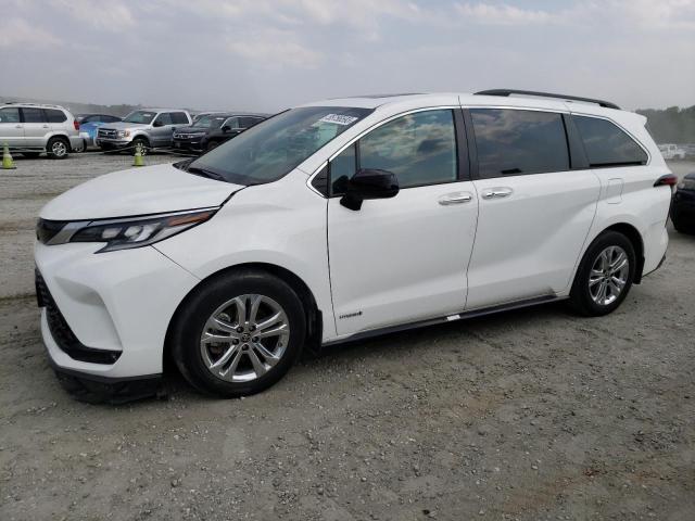 5TDDSKFC0MS016260 - 2021 TOYOTA SIENNA XSE WHITE photo 1