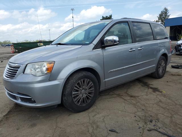 2014 CHRYSLER TOWN & COU TOURING L, null