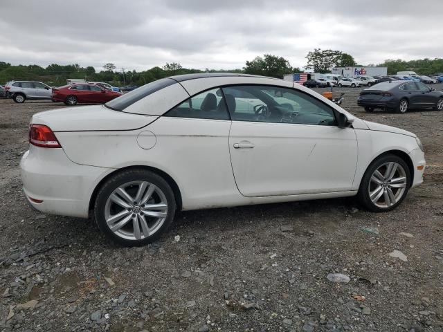 WVWFW8AH5EV001909 - 2014 VOLKSWAGEN EOS LUX WHITE photo 3