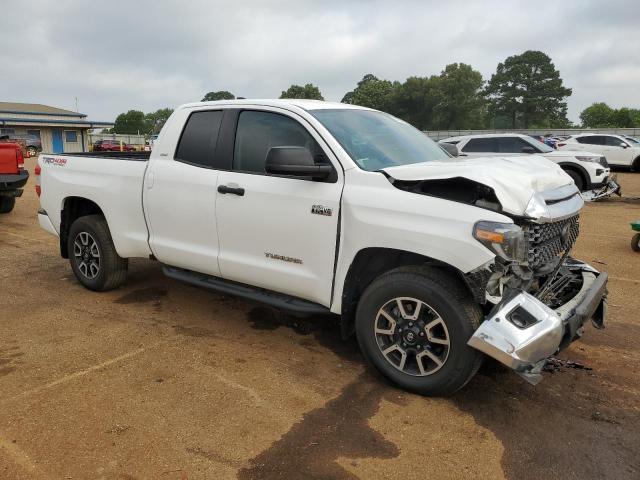 5TFUY5F10MX969379 - 2021 TOYOTA TUNDRA DOUBLE CAB SR/SR5 WHITE photo 4