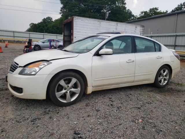 1N4BL21E68C168151 - 2008 NISSAN ALTIMA 3.5SE WHITE photo 1