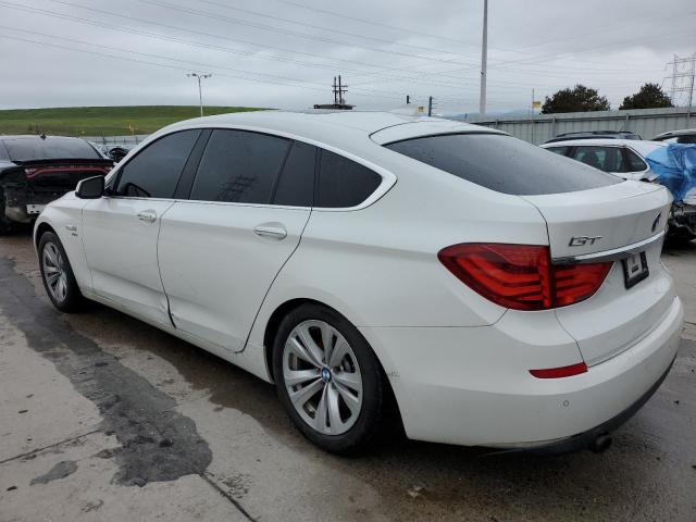 WBASP2C51BC337752 - 2011 BMW 535 XIGT WHITE photo 2