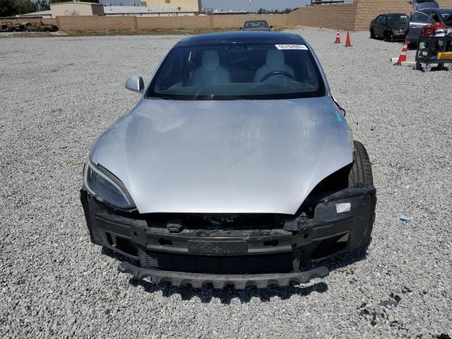 5YJSA1E28JF273177 - 2018 TESLA MODEL S Plata foto 5