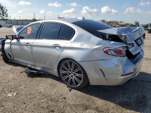 WBAJE5C38HG916904 - 2017 BMW 540 I SILVER photo 2