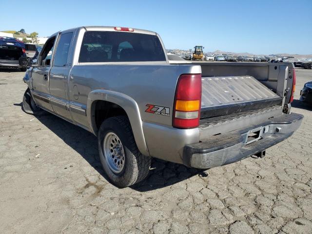 1GCEK19TXYE417286 - 2000 CHEVROLET SILVERADO K1500 SILVER photo 2