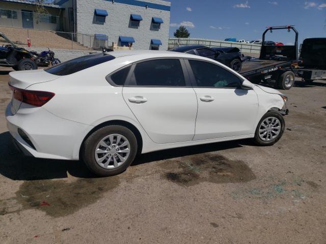 3KPF24AD7PE643394 - 2023 KIA FORTE LX WHITE photo 3