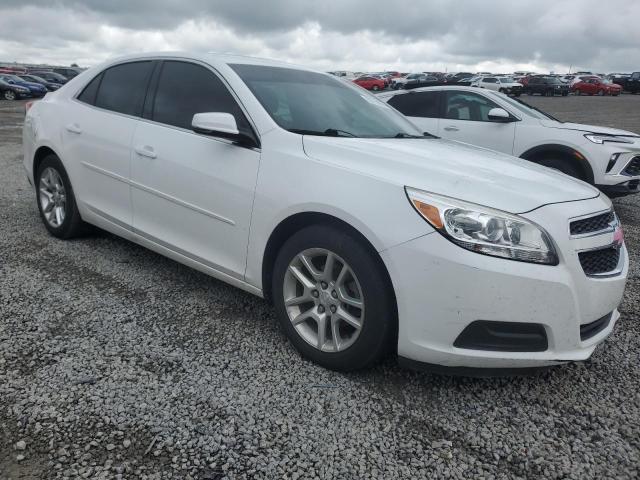 1G11C5SA8DF257952 - 2013 CHEVROLET MALIBU 1LT WHITE photo 4