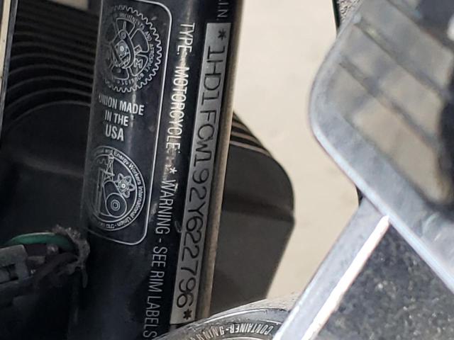 1HD1FCW192Y622796 - 2002 HARLEY-DAVIDSON FLHTCUI 黑色 照片 10