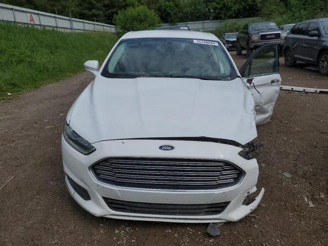 3FA6P0HD5GR379283 - 2016 FORD FUSION SE WHITE photo 5