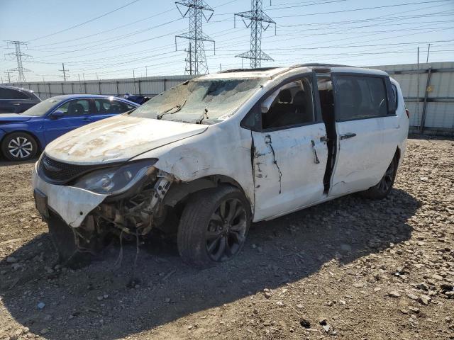 2C4RC1EG7KR746979 - 2019 CHRYSLER PACIFICA TOURING L PLUS WHITE photo 1