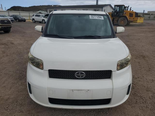 JTLKE50E881035835 - 2008 TOYOTA SCION XB WHITE photo 5